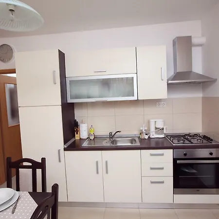 Luka Apartman Split
