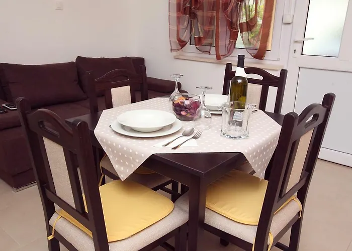 Luka Διαμέρισμα Σπλιτ